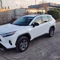 بسم الله الرحمن الرحيم هايبرد Toyota  RAV 4مواصفات  هايبرد LE موديل 20...