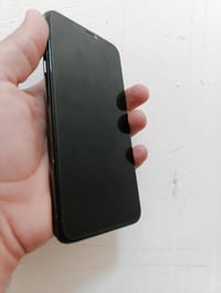 ايفون اكس اس ماكس ذاكره ٢٥٦ بطاريه فقط مبدله ١٠٠ فيس ايدي متوقف سعره ١...