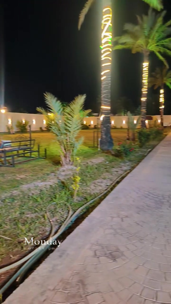 يتوفر مزرعة جيلان البوعيثه 
يوم الجمعه شفتين
 والسبت شفتين 
للحجز دايركت او الاتصال 
***********
***********
موثق بتطبيق اجرلي عوائل فقط 
عدنا اكثر من مزرعة تستقبل شباب وعوائل
