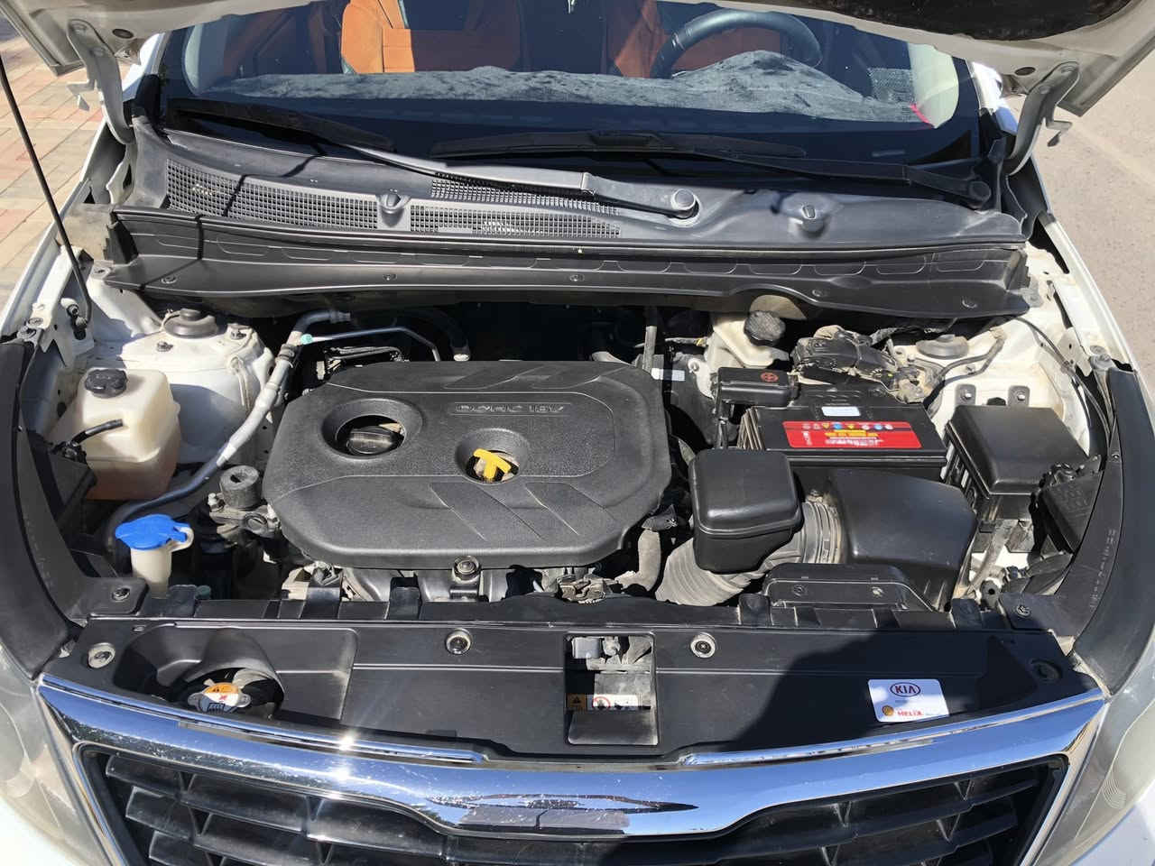 سلام عليكم كيا سبورتج موديل ٢٠١٥
مكفولة محرك ٢٠٠
سيارة جديده 
مكاني كربلاء 
***********
