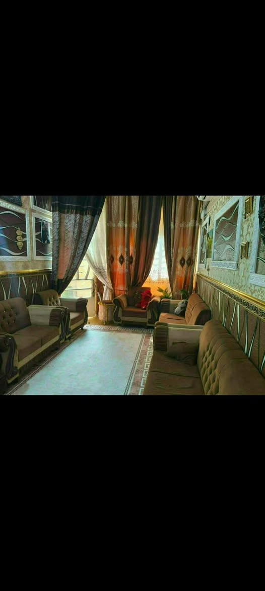 السلام عليكم 
بيت للبيع  المساحه 100م بـ35 صافي
مطلوب قرض 7 ملايين بالشهر 150 الف تسديد المشتري يتحمل
القرض رقم البيت 9721مجاور مدرسة بلقيس *********** 
📢 نستقبل طلباتكم وعروضكم من خلال مراسلة الصفحة أو الاتصال على الأرقام أعلاه.
📍 العنوان: بغداد – سبع البور – مكتب حيدر حنون للعقار ركن شارع بلقيس
