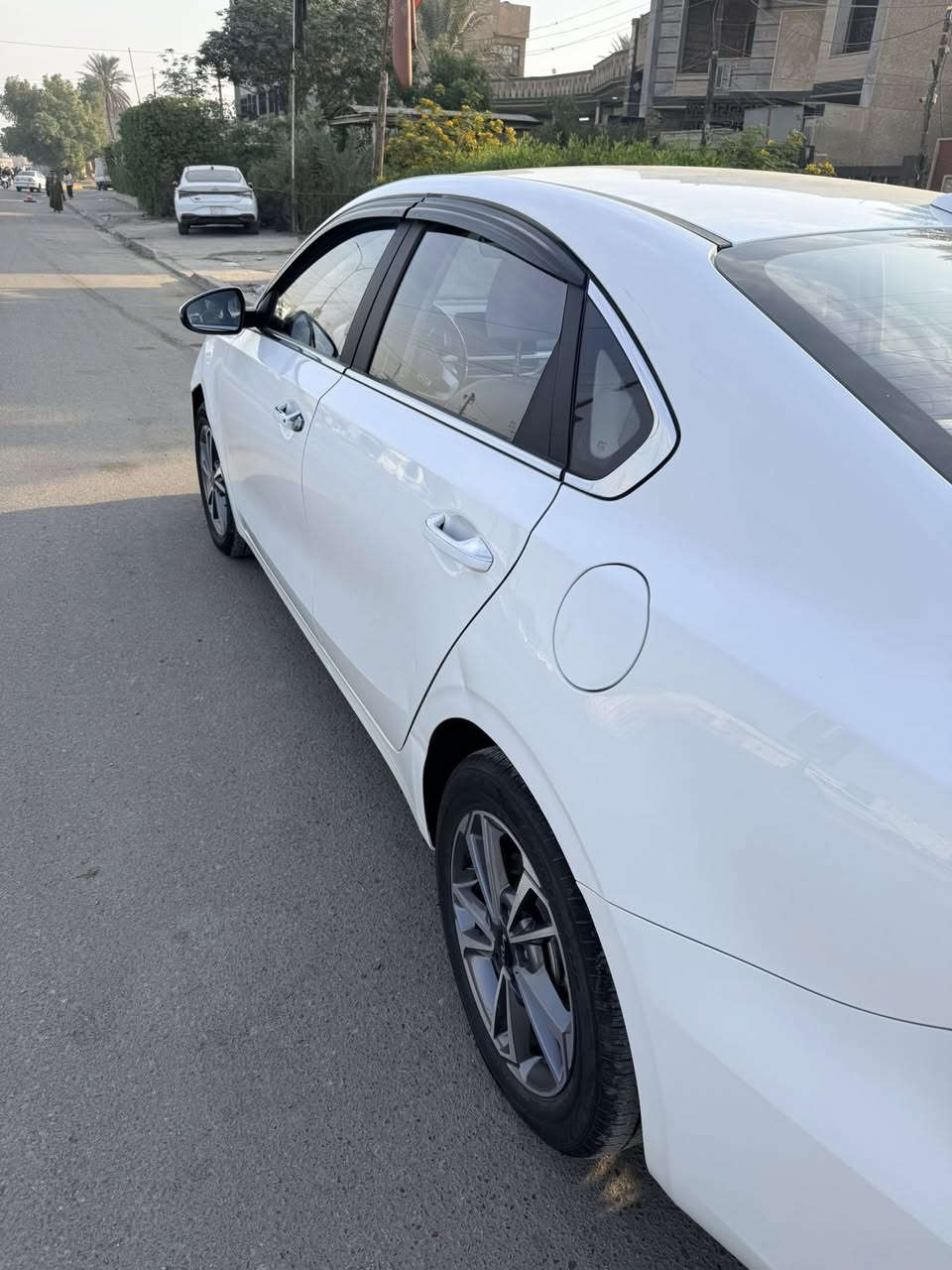 السلام عليكم شباب عندي كي ثري موديل 2024 رقم اربيل بأسمي اني اخذتها زيرو هسه ماشية 17 فول فول مواصفات ميحتاج اذكرها بيها بارد بالجاملغ الخلفي شوية وبيها طخه بالجاملغ الامامي يرادلها بارد بعدني ممسوي مكاني بغداد البلديات السعر 133 وبيها مجال قليل للتواصل ***********
