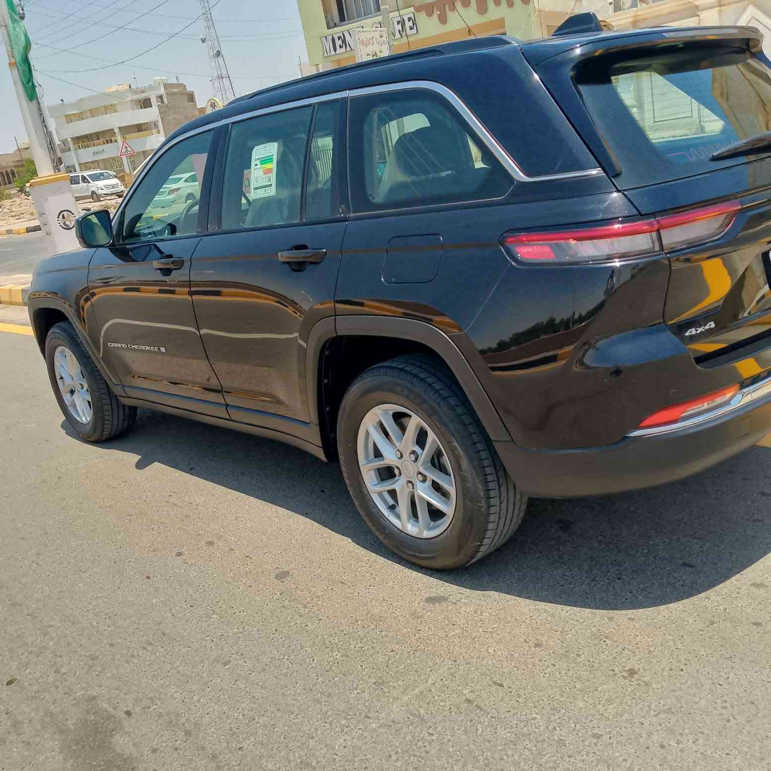 جيب لاريدو ،موديل٢٤خليجي
شهداء بغداد، ممشى ٥٧ألف
صبغ البنيد فقط بدون فتحه
السعر٢٧٥ وبيه مجال
📍-الناصرية
📌-تواصل ***********
واتساب-***********
