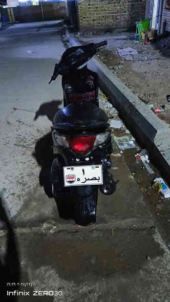 سلام عليكم
كامكو جي آر نوزل دراجه 
كامله مكمله مكينه ناعمة دراجه خير من الله 
زوج تواير جدد كهربائيات شغاله نكره سلف 
مكاني لشطره سعرر 300 
متواجد ع رقم ***********
