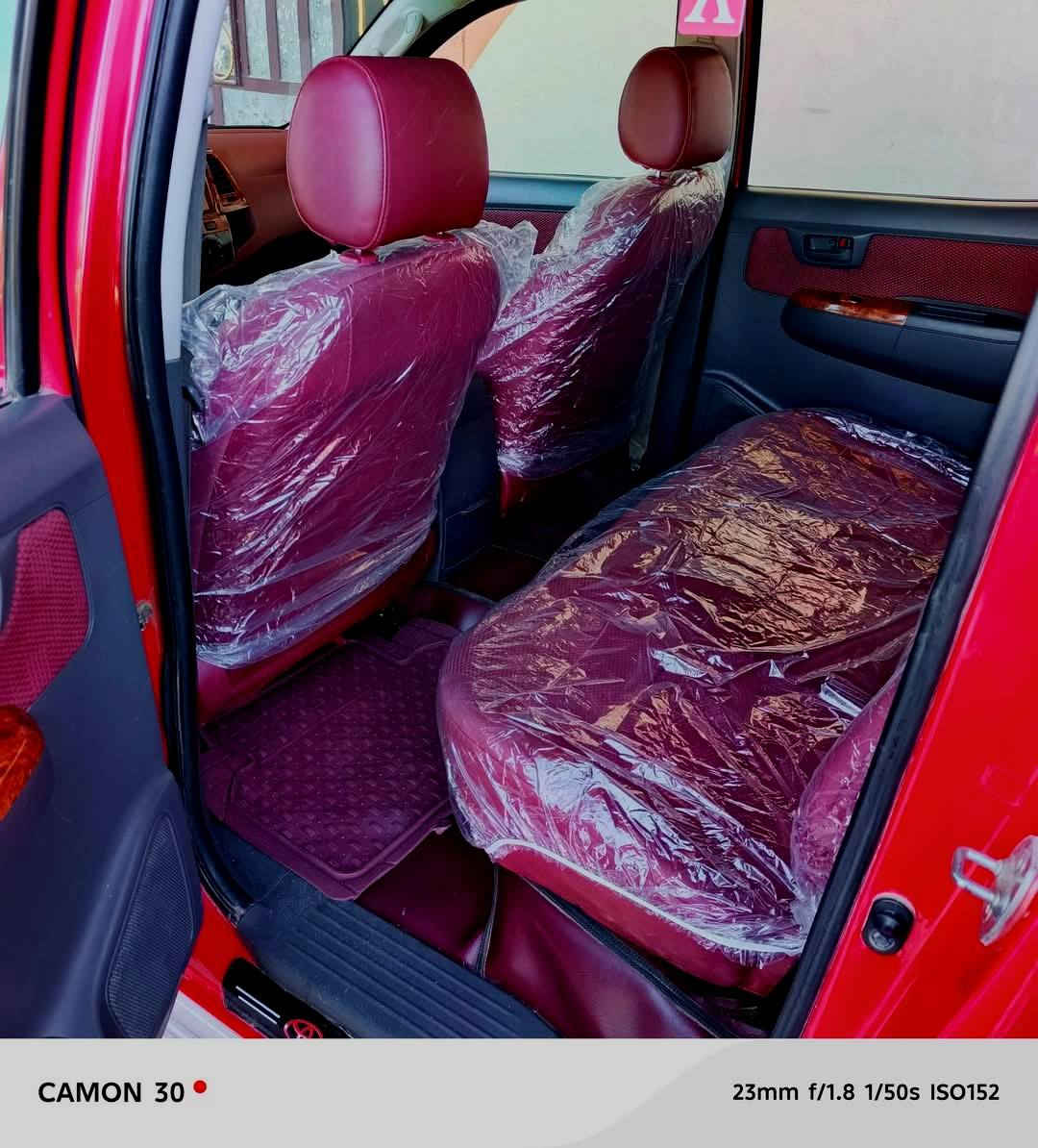 السلام عليكم ورحمه الله وبركاته هايلوكس 2014 فورويل كويتي سياره اوتوماتيك كفاله عامه جديده بمعنى الكلمه افحص واقتنع واني خادم تخم تاير جديد صدر امامي خلفي جديد ماشيه 160 حقيقي رقم واسط تحويل ثاني يوم باسمي مجدد وكامل مكاني واسط الشيخ سعد بالخدمه سعر المبلغ 220 وبيها مجال وحياكم الله اتصال فقط ما متواجد على الفيس رقم الهاتف 🫲***********🫲
