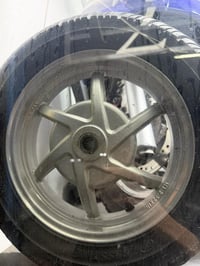 صدر عكس اصلي وويل نجمه هوه والتايرات مكان زعفرانيه07728177533