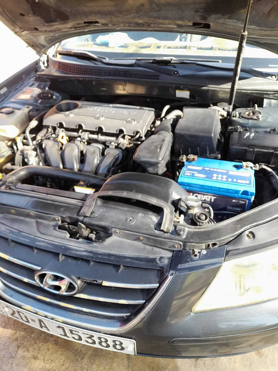 سلام عليكم سوناته موديل ٩ كيرمحرك صدرتخم تايرتبريدتدفه كله تمام مكينه بلاد٢٤٠٠فتحه كرسي كهرباء ***********
