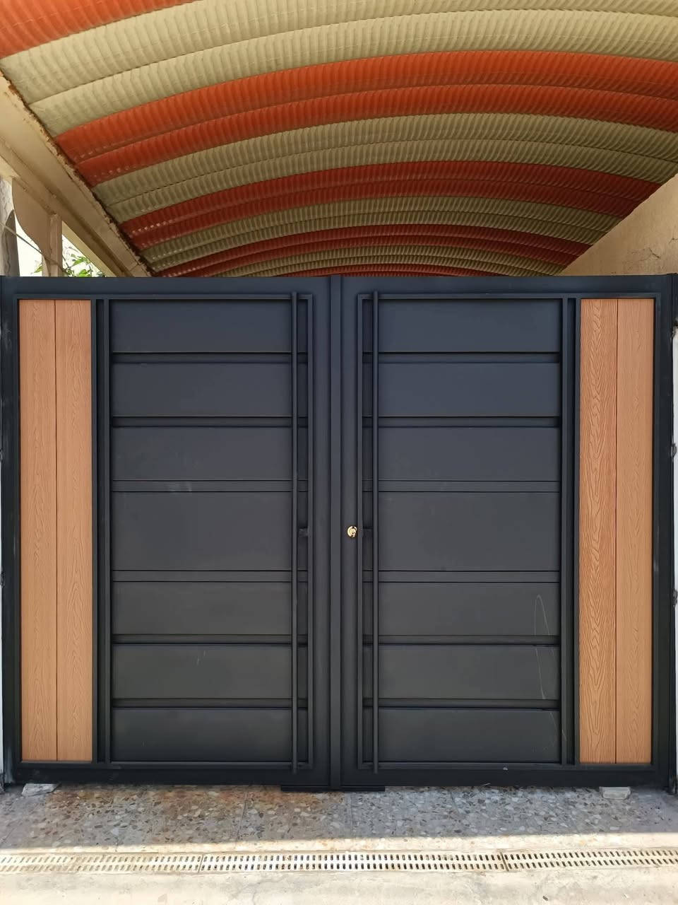 احدث الموديلات باب قاصه 🥰
كل موديل او سعره 
عنوان تقاطع الهاشميه 
*********** #واتساب
