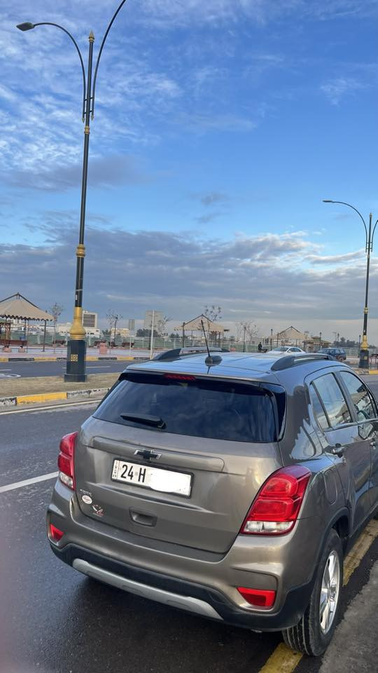 تراكس ٢٠٢١ ممواصفات lt لايت وبكلايت لد ضرر جاملغ امامي ونص باب امريكي وبيها خشم  البوند بالعراق ايرباك برده فقط محرك مبدل كصه ماشية 57 السعرر ٩٥ ورقة وبيها مجال 
واتساب ***********
