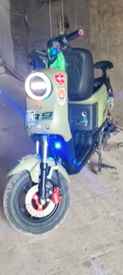 السلام عليكم
دراجه R9 ونلي موديل 24 للبيع ***********
