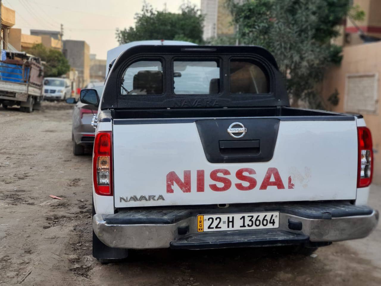 سلام عليكم 
بيكم نيفارا 2009 مكفوله قطعتين فقط بيهم صبغ 
مكينه بلادي مكفوله لوك 
سعر 95
***********
