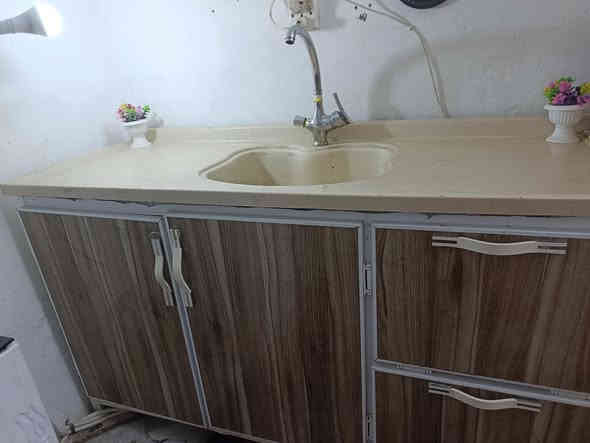 كاونترللبيع كله مرمرسعر600وبي مجال عنوان حي الميلادطريق جنه الاتصال برقم ***********
