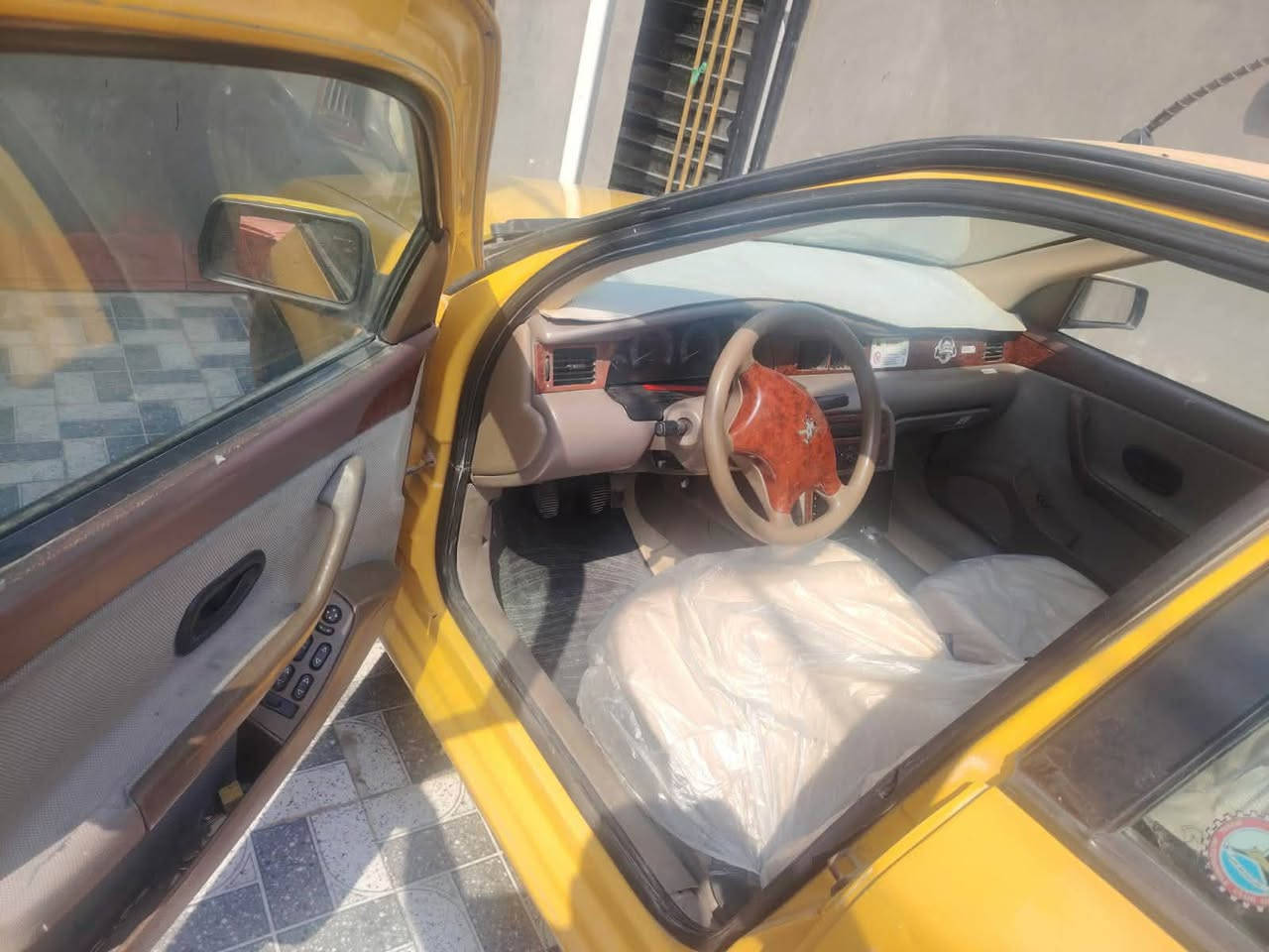 السلام عليكم
سيارة للبيع نضيفه جدا ما بيها اي ضربه مكفوله من الضربه والصبغ رقم بغداد دولي مداور ثاني يوم راعيها من الديوانيه موديل 12 للاستفسار
*********** ديوانية, القادسية
