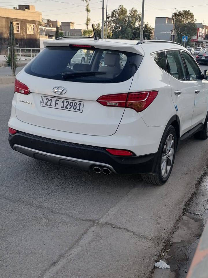 هۆندا سانتافی 2013 ی فول مواسەفات سپی بەفری گێڕو مەۆکینەو تەبرید تەقەو ڕەقە هەموی بەشەرت چوار تایەی لۆکی لەژێرە ڕەقەم و یەنەوی هەمووی نوێیە تەنها دووبست لەدەرگای سایق بۆیاغە بەبێ دەعم و لێدران نمونە لەجوانی سەیارە ماڵی خۆمانە سعری 157 و معامەلە 
*********** أربيل, العراق
