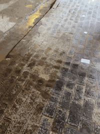 السلام عليكم دار 120 متر للايجارطابقين يحتوي الدار على 4 غرف نوم ستقبال صاله مطبخ ومخزن بل صطح موقع الدار مميز بدايت شارع السيده نرجس قرب النافوره مقابل حي العباس  اجار البيت 650 الف قابل لتفاوض اليرغب التواصل على الأرقام 
للستفسار ***********
