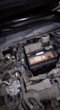 السلام عليكم كورلا موديل 2023 مكينه طاحونه سيارة جديده حادثها جاملغ السايق وبنيد ماشيه 61 سيارة جديده دوشمه تخم تاير خير من الله تجي بعينك تشوفها وتحكم السعر 160وبيها مجال بسيط مكانها كاظميه الشراي ‏‪***********
