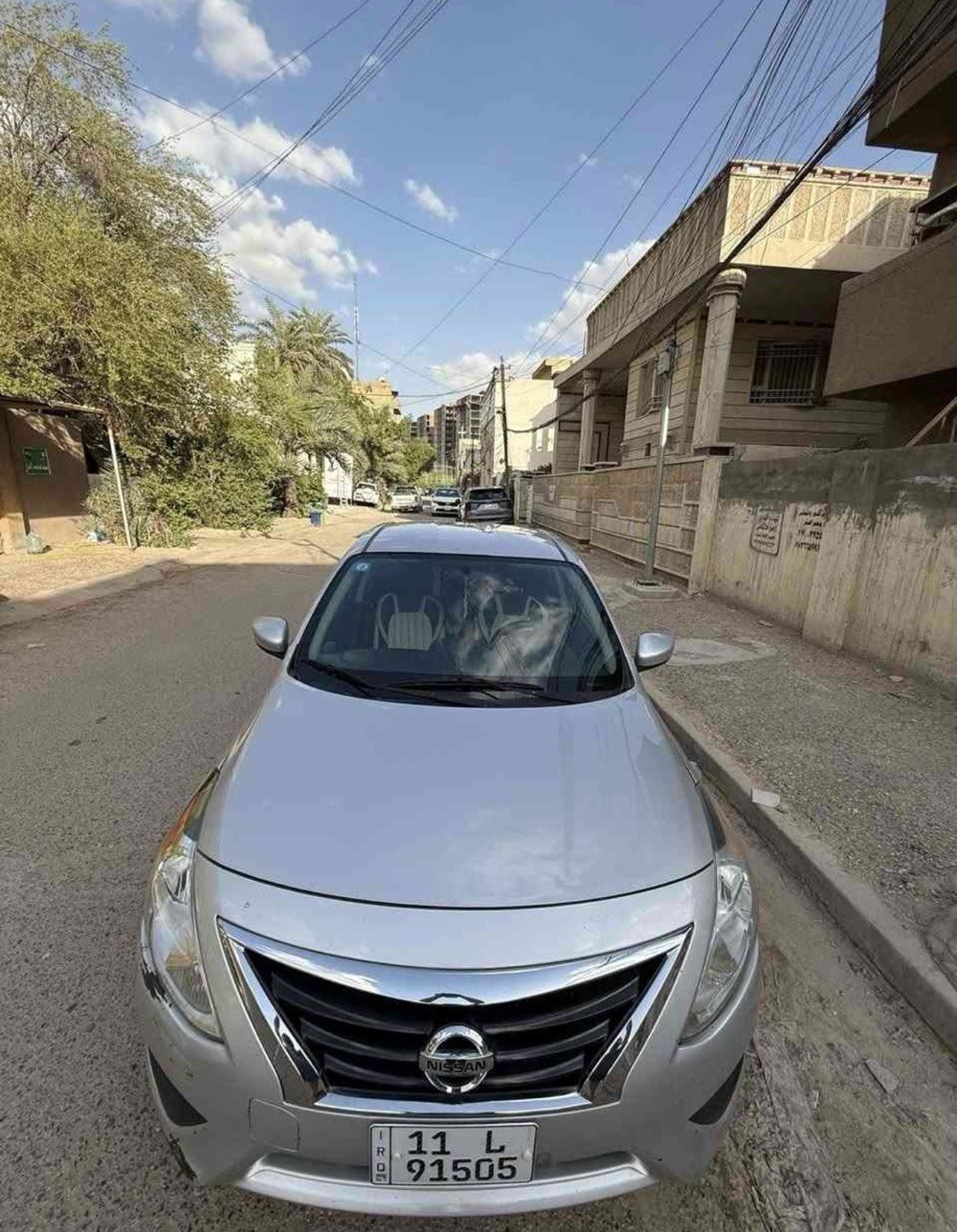 سلام عليكم  نيسان صني فيرسا ١٩  فووول و مكفول رقمهه بغداد الجديد ب اسمي   تحويل ربع ساعه بالطوبجي  سياره جاهزه  من كلشي  كبل  للشارع 
سياره  بيهه اربع قطع 
مكانهه  بغداد  الدوره 
عارضهه ب ٩٣ مجال  قليل  للشراي 
تواصل 
***********