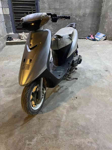 عصفوري للبيع 250الف حلوه ونضيفه ما ناقصه بس لايت امامي مكاني ألجزيره قرب شط لعرب ***********
