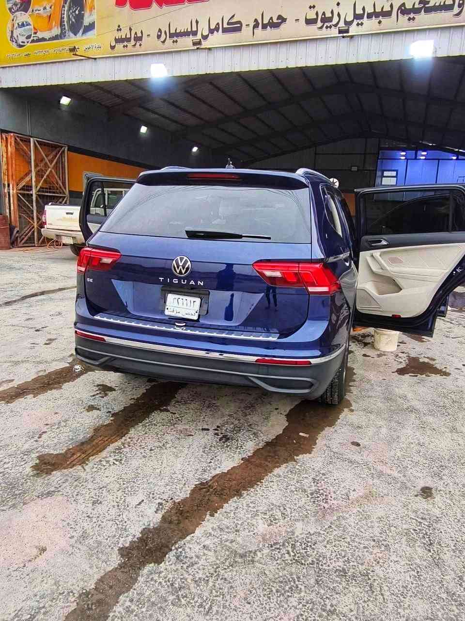 السلام عليكم 
للبيع او مراوس بأقل .
فولكس واكن تيكوان 2023 
وارد امريكي فئة SE 
بصمة تشغيل وبيبان وصندوق
كشنات جلد وكهرباء تدفئه
داخل ابيض
تشغيل عن بعد 
7 راكب 
رادار 360°
شاشة كبيرة + تحكمات ستيرن
ويل كب 18 
اشاير مرايات + اناره ع القدم  
تبريد قطعتين 
سايد بريك بصمة 
نظام DRIVE MODE
نظام AUTO STOP
لايت زنون+بك لايت لد+ لد نهاري
تبريد لمس + مناخي 
ماشية 53 الف
مكينة 2000 تيربو اوكتان 87 (بنزين اعتيادي)
حادثها فرممه فقط 
صور الحادث مرفقة بالمنشور 
تبديل دعاميه اماميه.فقط .. الراديترات والمروحه والمازدات والشباك و الرادار بلاديات نفسهن
ايرباك ستيرن والبرده طاك
رقم منفيس بأسمي اني مستوردها
تترقم اي محافظه تريد.
العنوان بغداد
السعر 205 للاتصال ***********
 بي واتساب
