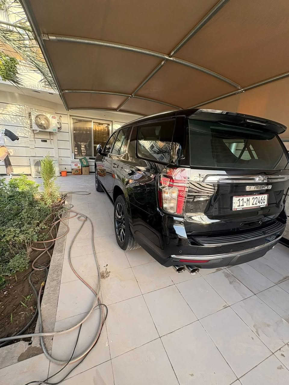 السلام عليكم

تاهو للبيع 

●موديل : 2024 

●فئة :بريمر يعني شكو مواصفات بالك موجود بيها

●اللون : اسود

●رقم : بغداد 

●الممشى : 43

●حالة السيارة : مكفوله بعدها عل وضع شركة 

●مكان السيارة : بغداد 

●المواصفات: راح اكتب نبذة بسيطه عليها لان هواية

داخل بلون مميز عسلي

جكات 

كامرات 360⁰ + نقاط عمياء 

رادارات 

بانوراما 

كشنات جلد 

كشنات كهربائيه بالكامل 

كشنات تدفئه وتبريد + كشنات خلفية كذلك

كشنات خزن ب اكثر من وضعية

سترين تدفئه 

مري قلاب 

داتشو

وضعيات قيادة مختلفه 

عداد ديجيتال 

شاحن هواتف وايرليس(لاسلكي)

مداخل تايب سي و USB بكل أنحاء في داخل 

واكيد الدخول ذكي ابواب بصمة + صندوق كذلك

ميزة فتح واغلاق صندوق بالقدم من أسفل

مري داخلي (الوسط) كامره 

دوسات كهربائيه 

وغيرها من مواصفات بعد بيها هواية 

السعر / 615بيه  مجال 
●للمزيد يرجى الاستفسار 

***********
