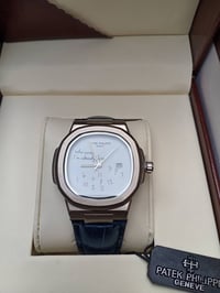 باتيك نوتيلس • سير جلد • كيس تيتانيوم