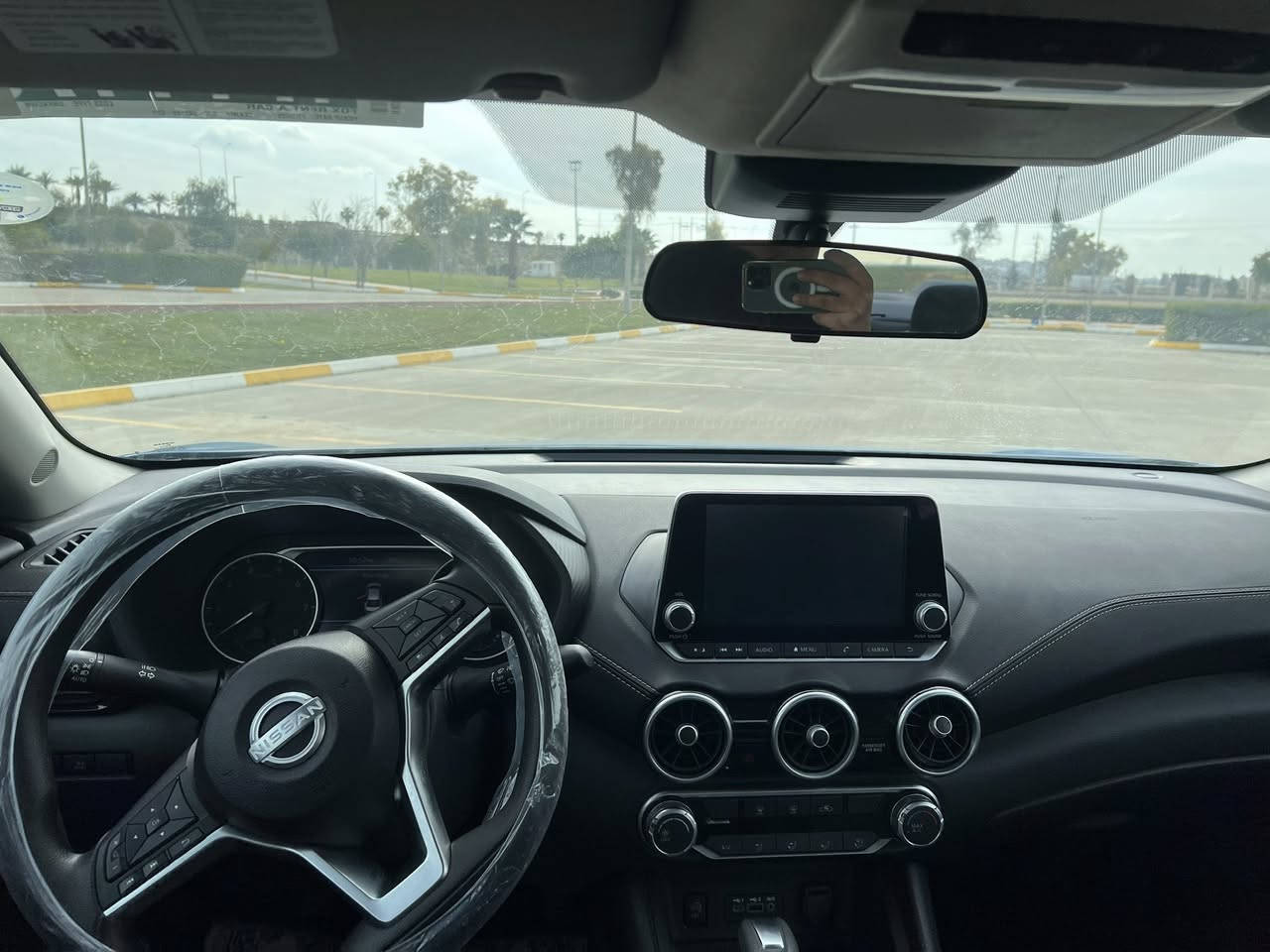 نيسان سنترا 2024  مواصفات Sv   بصمة رادار پيش و پشت تةنيشتةكان دةرگا و سندوق بصمة سي مؤدي ليخورين سةيارةكة ١ پارچةي بؤياغة بي ناوگرتن بي داخلي پيش و پشت كةپسة سةيارةكة ژمارة كاتية ٨٠ رؤژي ماوة بؤ رةقةم كردن گير و مةكينة و هـةموو شتي بةشةرت 
0750 485 8947 

3N1AB8CV3RY313120
