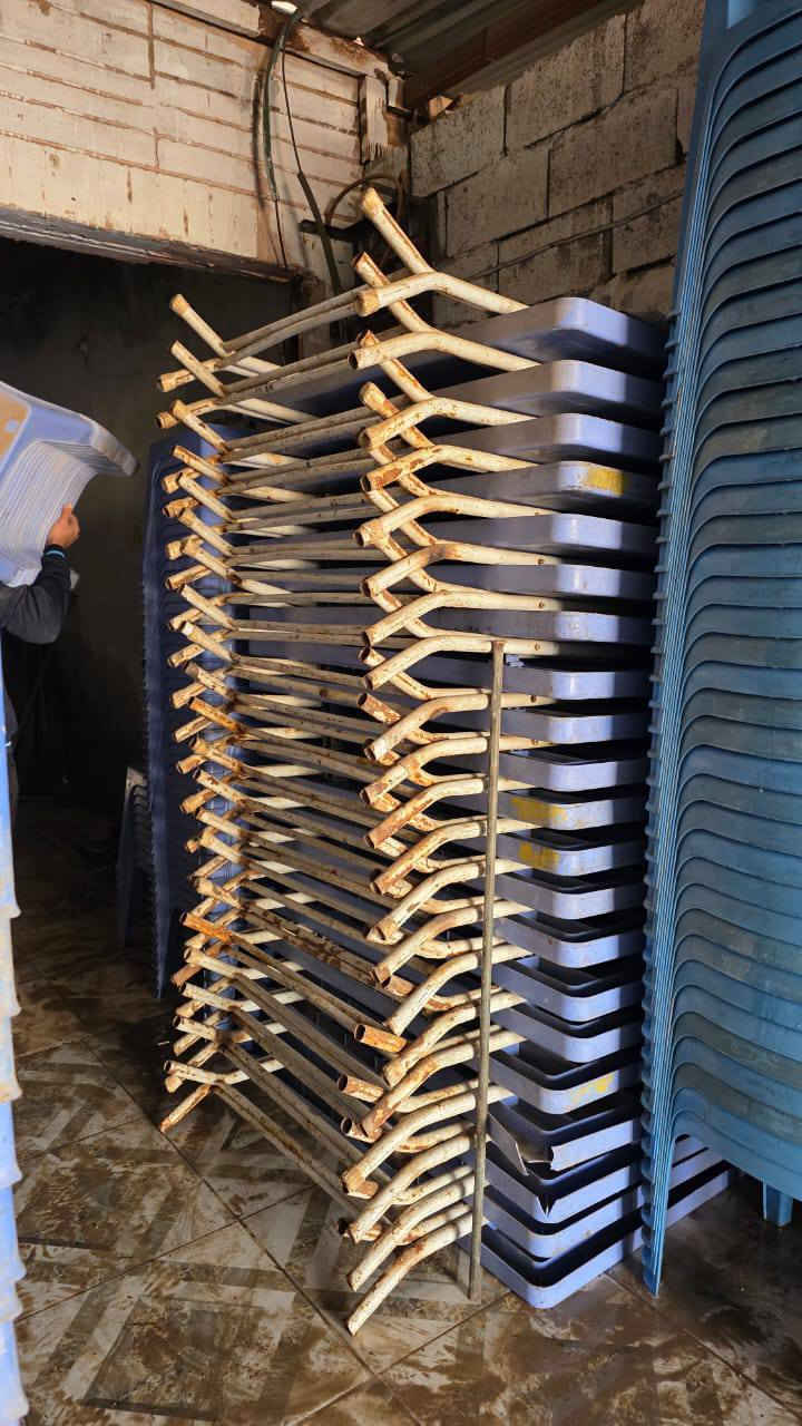 غراض للبيع شلع اشراي يتصل والموشراي لايتصل ويتعبنه ***********
