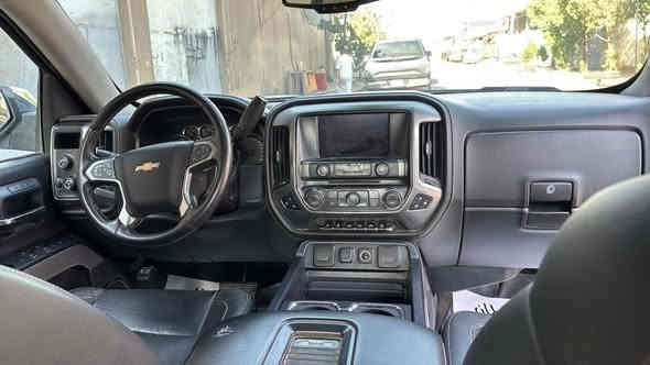 السلام عليكم سلفرادو 2017 فول مواصفات
8 سلندر بدون ايرباك
فتحة كشن هزاز باب طويل رقم بغداد شرط التحويل مكان السياره بغداد زيونة حادث جاملغ خلفي وباب خلفي السعر 165 ورقة وبيهة مجال لشراي ***********
