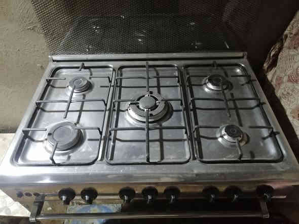 طباخ اخو الجديد مصري للبيع ٢٠٠ نجف قرب قرية الغدير على شارع المطار ***********
