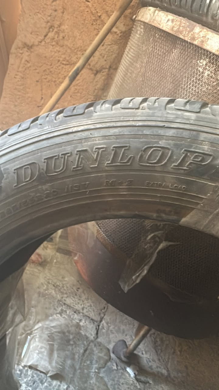 السلام عليكم 
تخم تاير دلوب ياباني نظيف جدا قياس 265/55/20


**إذا كنت صاحب هذا الإعلان وتريد حذفه لأي سبب، رجاءا أرسل رسالة إلى الدعم الفني**