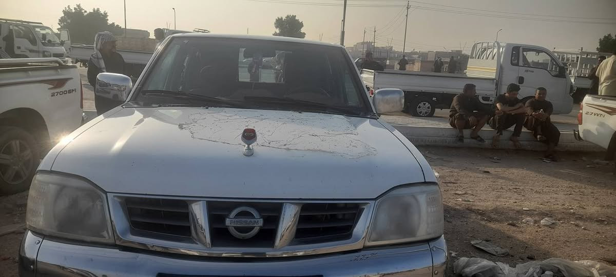 السلام عليكم سياره نيسان البيع مديل ٢٠١٤ سياره مكفوله من مكينه كير حداده تخم تاير شاصي كفاله رقمهه بغداد سنويه تنتهي ٢٠٣٠ سعر ١٤٥ وبيهه مجال لشراي عنوان بصره خور زبير رقم تليفون ***********
