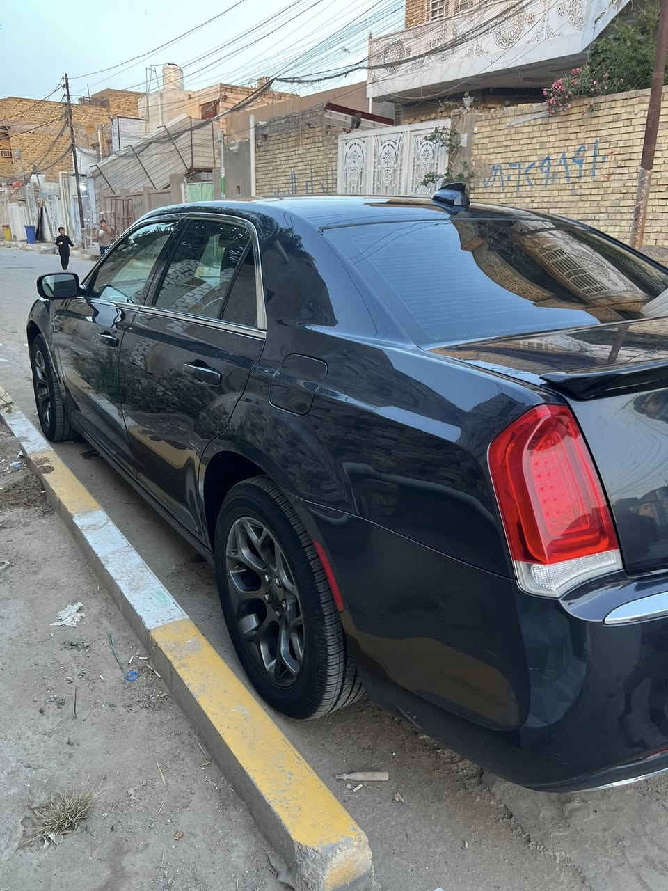 السلام عليكم للبيع اوباما C300  موديل ١٦ معلايه ٢٣ رقم بغداد بسمي تحويل ثاني يوم حادثه جاملغ وبنيد تبديل وبيه رش بلباب ملاون عكس السائق 
السعر ١٦٥ وبيه مجال قليل مكاني ذي قار قظاء الشطره للاستفسار 
***********
