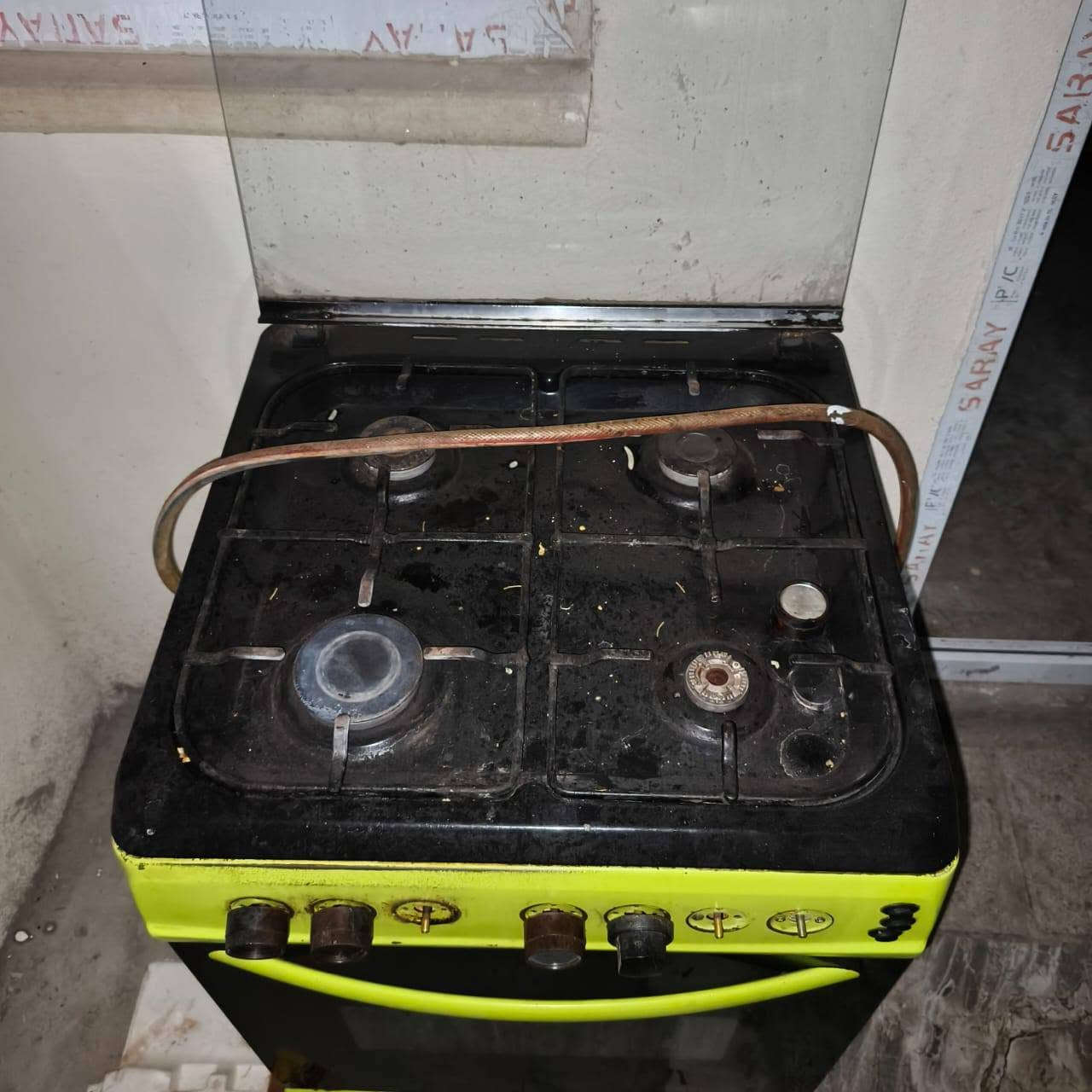 طباخ للبيع السعر ٣٥ كله شغال بس عين وحده ماتشتغل


**إذا كنت صاحب هذا الإعلان وتريد حذفه لأي سبب، رجاءا أرسل رسالة إلى الدعم الفني**