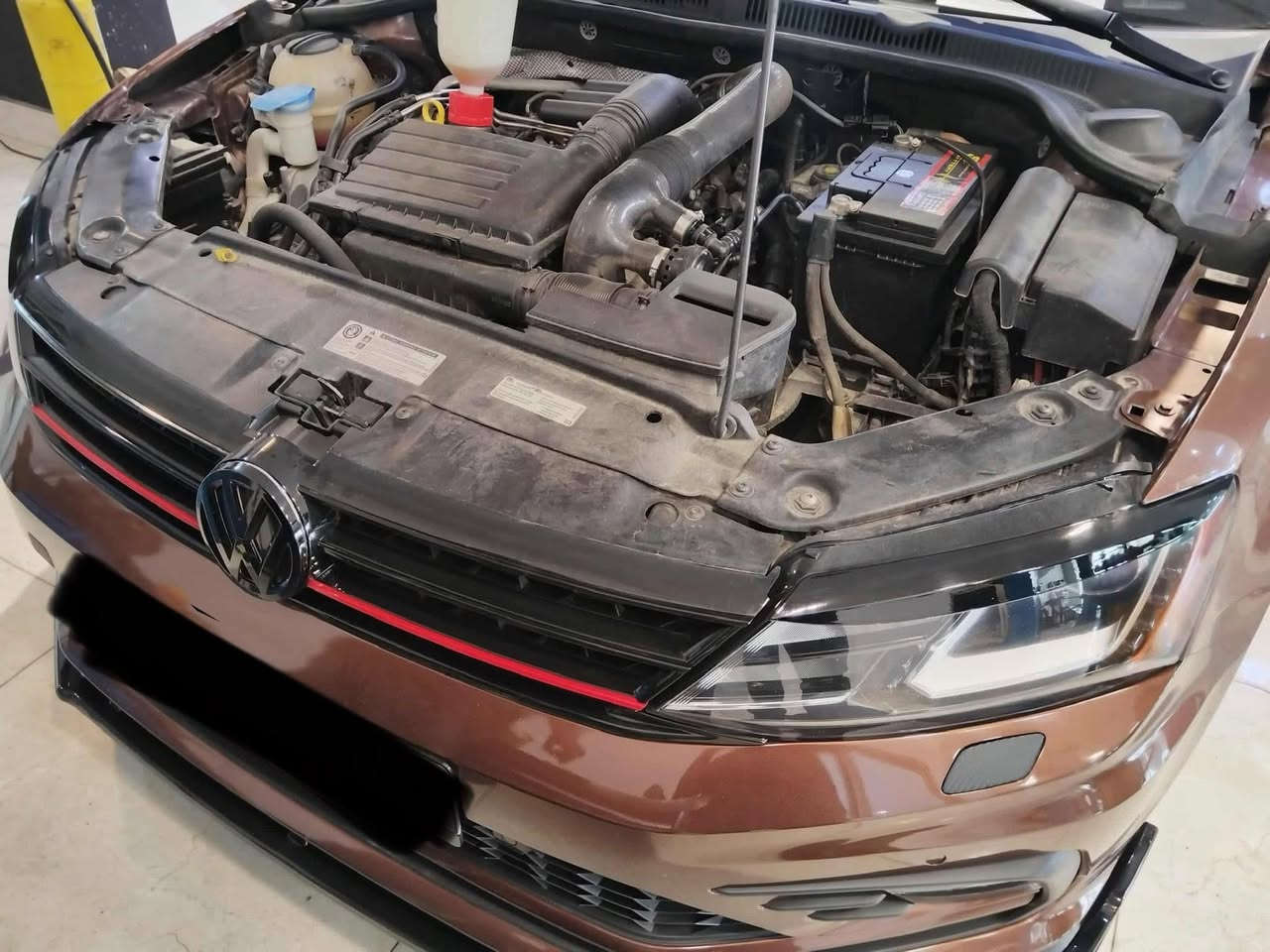 Shireen German Auto Service-  مركز شيرين لصيانة السيارات الالمانية
سلام عليكم 

زبائننا الكرام 

🌹

تبديل دهن محرك مع فلتر محرك اصلي مع فلتر شوتة  لمجموعة من سيارات الفوكس ( اطلس - باسات - جيتا - گولف -تيكوان-بورا  ) حيث ان كل سيارة  لها كود دهن خاص بها ( 508 -504 -502 ) انتبه عزيزي السائق يجب ان يحتوي الدهن على احدى هذه الكودات الخاصة بسيارات الفوكس واگن .

🌹

🌹

‏‎كروب وكالتنا 

https://www.facebook.com/share/g/16oT3VE986/?mibextid=wwXIfr

🌹
🌹

‏‎زبائننا الكرام 

‏‎عروض وكالتنا 

‏‎١- تبديل هيدروليك كير بدون اجور عمل 🚘

‏‎٢- فحص كومبيوتر مجانا في وقت تحتاجه سيارتك الى فحص في حالة تبديلك لدهن المحرك في وكالتنا . 

‏‎٣- فحص للصدر الامامي مجانا في وقت تحتاجه سيارتك الى فحص في حالة تبديلك للدهن المحرك في وكالتنا . 

‏‎كذلك سوف تدخل تلقائيًا في السحبة الشهرية للفلاتر المجانية والسحبة الدهن المجاني كل ثلاثة اشهر. 

‏‎٤-زبائننا الكرام 

‏‎العرض الجديد من وكالتنا 

‏‎في حالة زيارتك لورشتنا سوف تدخل تلقائيا بالقرعة الشهرية الجديدة . 

‏‎وسوف تحصل بها على اجور عمل مجانية لاي صيانة تقوم بها في المستقبل حتى وان كان تعمير محرك 

‏‎🏆  العرض الجديد : 

‏‎٥-تبديل هيدروليك كير مجاني ( قرعة كل ثلاثة اشهر )

🌹
🌹

موقع شركتنا الجديد

‏https://maps.google.com/?q=36.168079,44.011108

‏‎‏‎شركة شيرين ( وكالة فولكس واگن & سكودا) 

‏‎شارع ملعب فرنسو حريري اذا من جهة شارع  60  - قرب نقليات بغداد ( كراج بغداد) - بالقرب من مرطبات 9* 9 

***********-***********

‏‎الوكالة الالمانية الوحيدة في العراق 🇩🇪

#erbil #kurdistan #iraq #Mosul #volkswagen
