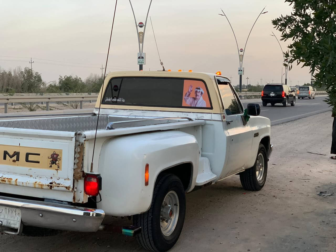 سلام عليكم سياره للبيع جمسي موديل 77 بجم٨٥ كير مكينه بلاد مكينه ٤٥٠ وكير ٤٠٠  مكفول من نقل وكص وصوليات 

ملاحضه اني مكلف بنشر هاذا راعيها *********** البصره سفوان
