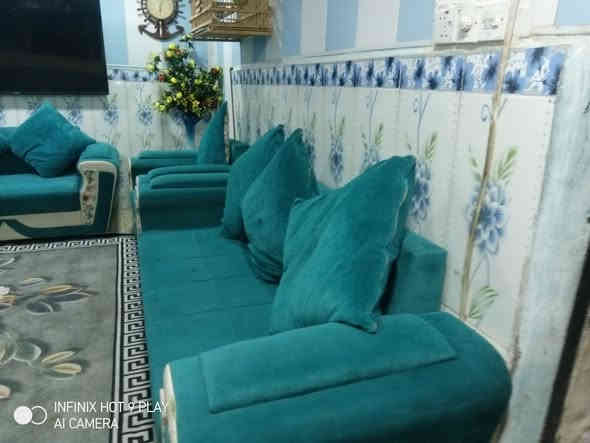 تخم قنفات 5قطع تركي نضيف بدون أضرار السعر 300 مكاني الحيانيه ***********
