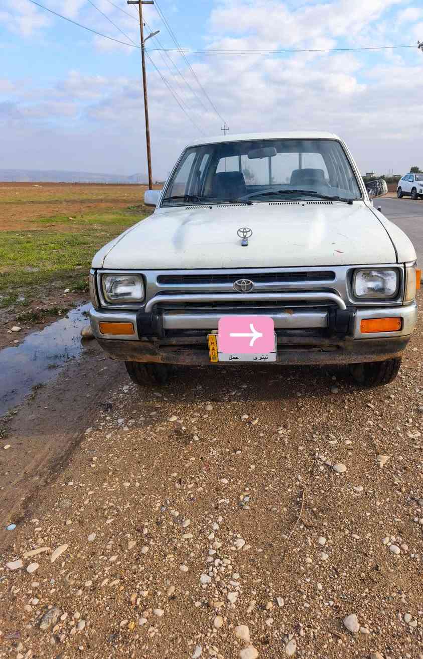 تويوتا دبل قماره موديل 93 كير شرط ومحرك 
تبريد شغال شرط   
سنويه عضم  ل 2028رقم الماني نينوى 
استفسار /
***********
***********
