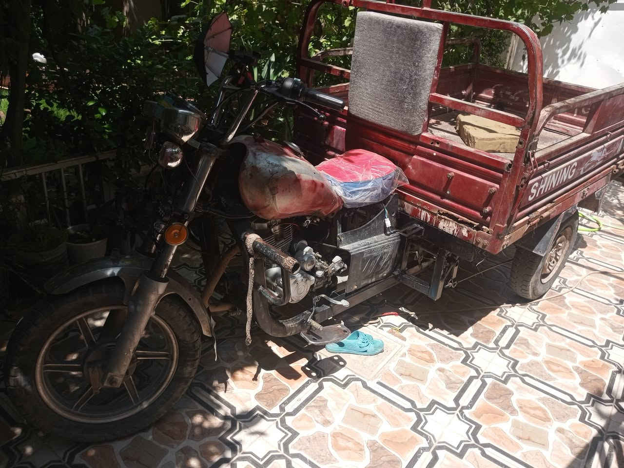 ستوته للبيع كهربائيات ظفيره باتري كلها جديد نكره سلف محرك كبس 22 خير من الله موديل 16 ركبه ملحومه ملحومه 650


**إذا كنت صاحب هذا الإعلان وتريد حذفه لأي سبب، رجاءا أرسل رسالة إلى الدعم الفني**