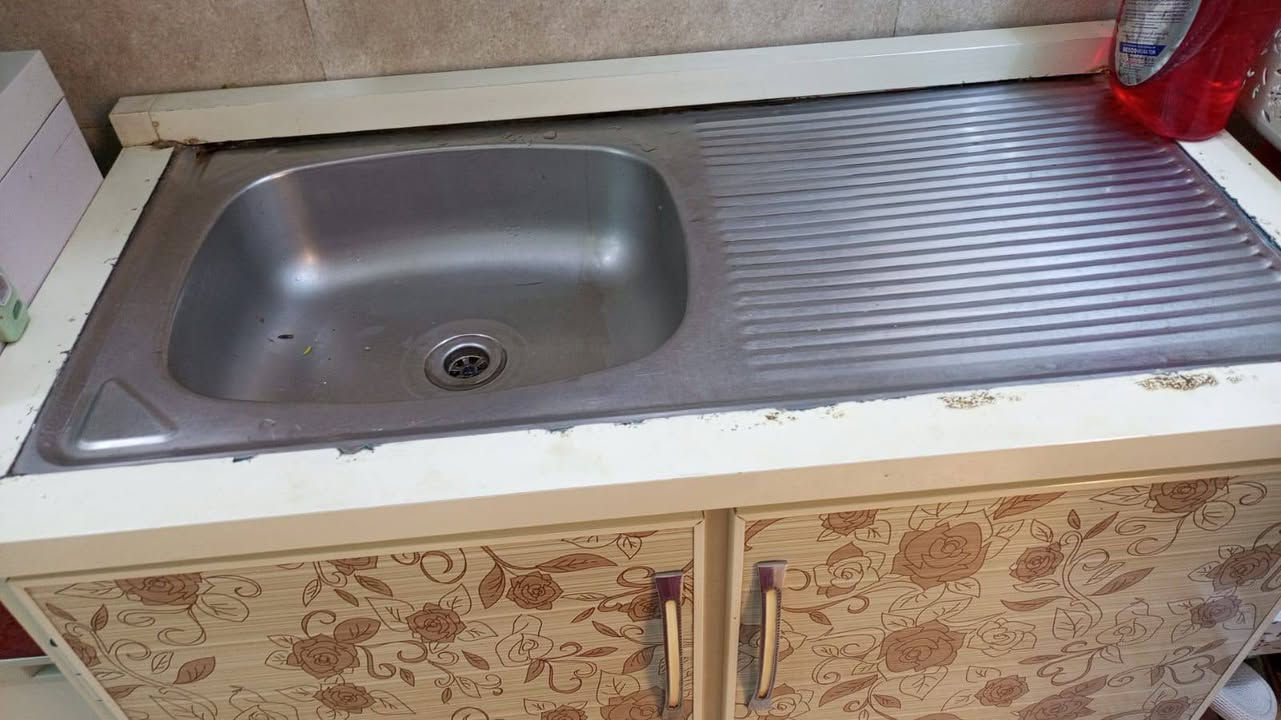 كاونتر مستعمل المنيوم نظيف ٣ قطع مكاني بالشعب الثعالبه


**إذا كنت صاحب هذا الإعلان وتريد حذفه لأي سبب، رجاءا أرسل رسالة إلى الدعم الفني**