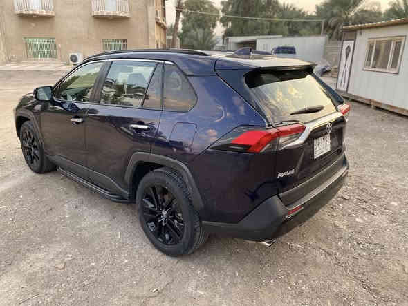 يالله
السلام عليكم 
راف فور  Toyota Rav4 Limited 
موديل 2019
فول مواصفات لمتيد :
رادار امامي + جانبي + خلفي
حساسات امامي + خلفي
فتحه سلايد 
كامره بالمرايا الوسطيه
فول تحكم ستيرن + قيادة ذاتيه وتحديد مسار
كشنات تدفئه + تحكم وخزن
صندوق كهربائي + دوسات جانبية 
باقي مواصفات ال Limited معروفه
الحادث كما موضح بالصور 
شاصي ولغد مكفول 
بدون ايرباك 
السعر مناسب اتصل 
مكان السيارة بغداد 
للاستفسار ‭0771 033 9911‬
