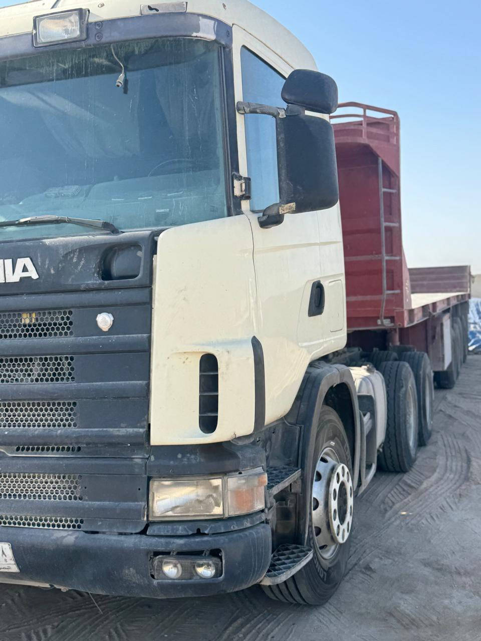 السلام عليكم سكانيا الفينيه سكس مجموعه 97 كير 900 مكينه 420 انجكتر سنويه جديده سعر 215 وبيه مجال تخم تاير هذا رقم راعيه ‭***********
