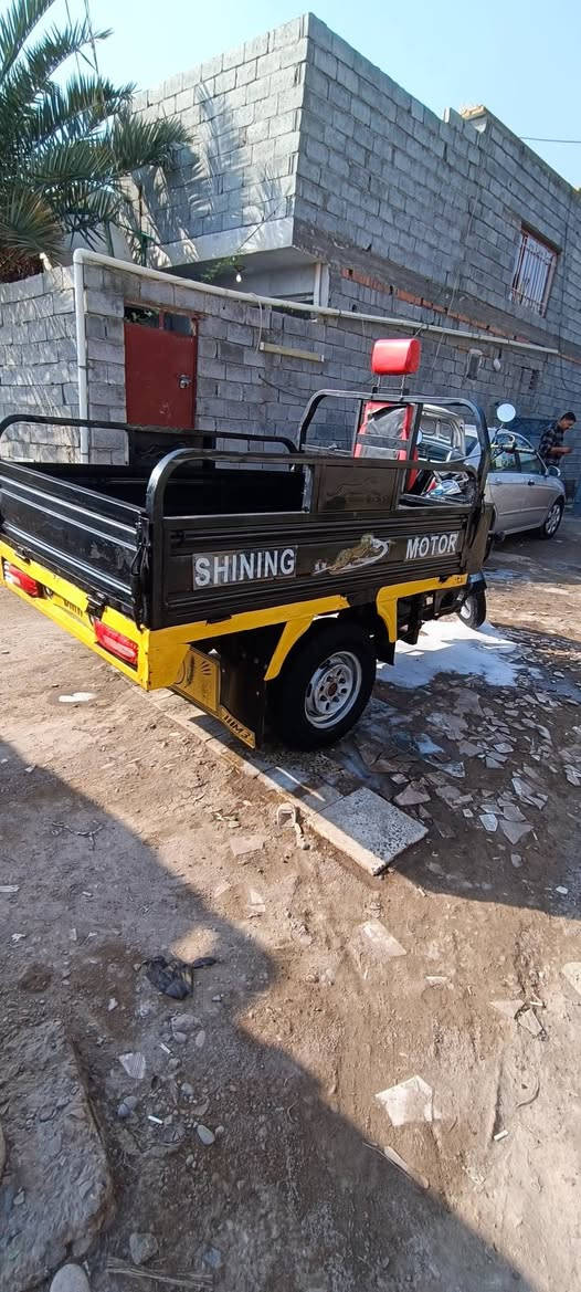 السلام عليكم ستوته ام الطير شمالي اوراق كامله ام فسفوره ستوته  حلوه خير من الله  محرك ناعم شلعه معدل خير من الله  كهربائيّة  كله شغاله نقص فقط  سلف  باتري  جديد  السعر  1250 بيه مجال  مكاني بعقوبه  ***********
