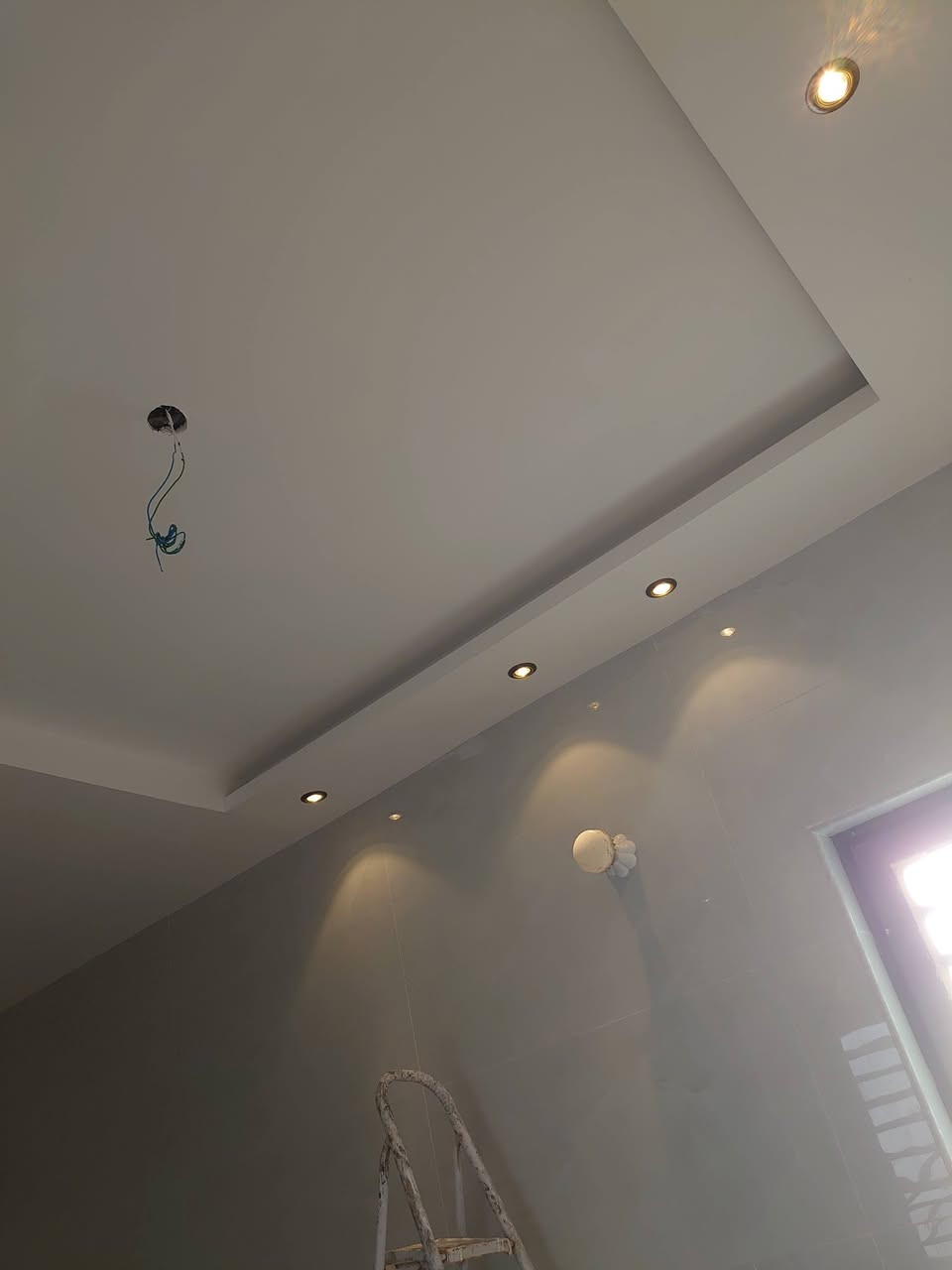 اللهم صل على محمد وآل محمد.         مجموعة من بعض اعمالي من ديكور وتصميم واصباغ 
نعمل جميع انواع الديكور الداخلي جبسوم بورد وبوردكس وتغليف بلاستك والاصباغ كافة والخارجي نعمل البورسلين الميكانيكي والفرونتك وباسعار تنافسية ومناسبة والعمل بالضمان من المواد كافة
للطلب والاستفسار الاتصال على ***********
