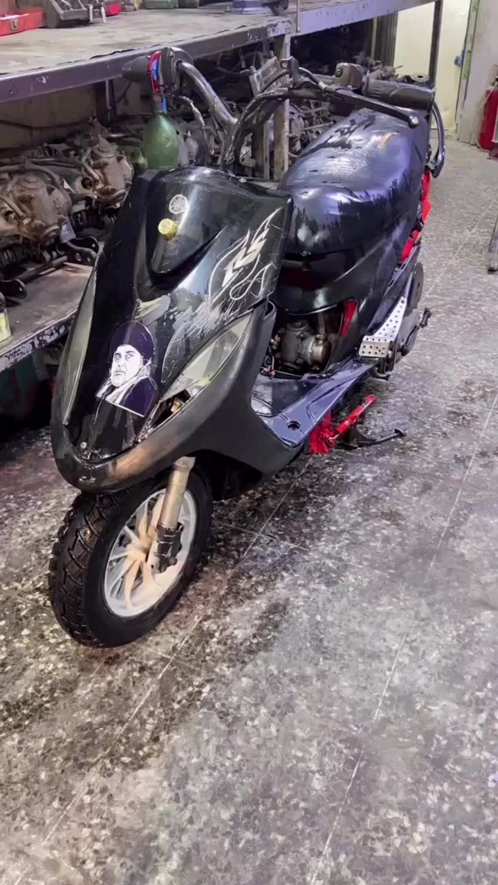 سلام عليكم شباب دراجه ماكس عدله مال لعب درجه شلعه ومعدل شغاله سلف وهندر درجه مناقصه شي حلوه للبيع سعره ٣٥٠وبيه مجال للطيبين مماني بغداد بلديات


**إذا كنت صاحب هذا الإعلان وتريد حذفه لأي سبب، رجاءا أرسل رسالة إلى الدعم الفني**