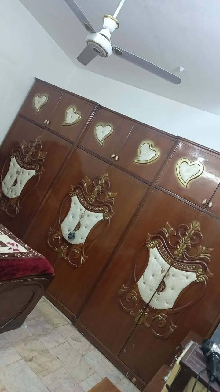 السلام عليكم عيوني
غرفه للبيع مكانها بابل حله المهندسين
كلش نضيفه تسكام
السعر.  ٦٥٠
وبيها مجال بسيط
تفاصيل أكثر خاص #اكسبلور #جميع #فولو #بابل


**إذا كنت صاحب هذا الإعلان وتريد حذفه لأي سبب، رجاءا أرسل رسالة إلى الدعم الفني**