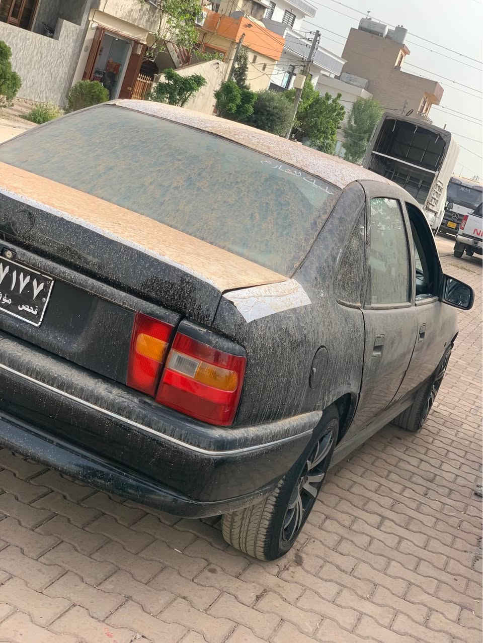 ئؤپل مه كينه ١٦ 

گير مه كينه. به شه رت  
ئارم ً.  موس برا وه ئه وه ليات به شه رت 
ته قه. ره ق به شه رت تابلي. جوان. و ريك پيك
هيني. مه عرز. نييه هيني. ده ستي. خؤم 

هه موو گياني.   به شه رت 
ئالو گور له سه ر. دل گرد. ده كه م سعر ٢٠ گه لا مه عامه له 
***********
فابه ر. و وه تس  ئاپ له سه ر. Singapore
