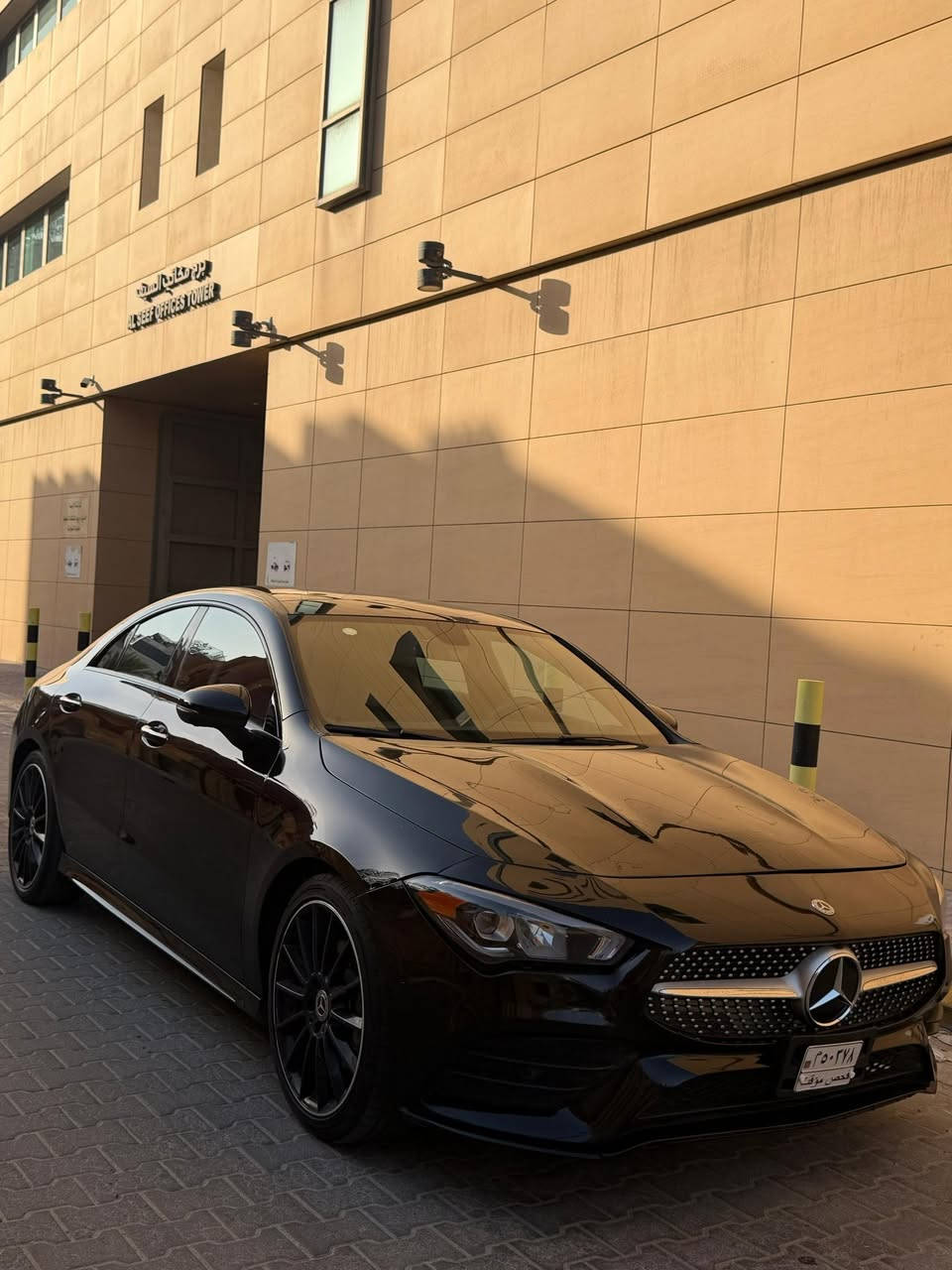 سعر جدا مناسب240 وبيها مجال بسيط وماكو هيج سعر  
للبيع مارسدس cla250 
موديل 2023
محرك 4سلندر2000تيربو
السيارة حادثة فقط بنيد نصه مصبوغ السياره كلش كلش جديده تترقم جميع المحافظات مكاني البصره 
رقم  الشاصي راسلني خاص ***********
