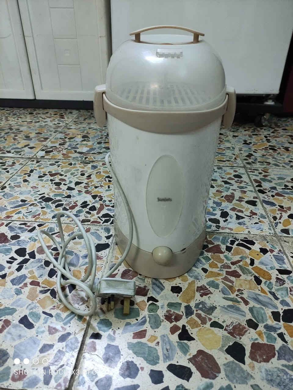 السلام عليكم
للبيع اغراض بيت
المكان الغزالية


**إذا كنت صاحب هذا الإعلان وتريد حذفه لأي سبب، رجاءا أرسل رسالة إلى الدعم الفني**