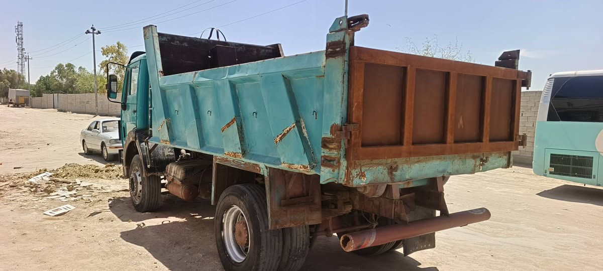للبيع البي موديل 75 مكينه 8 كير 25 اكسن جي اف شاصي مكفول تخم تاير بدون تحويل سعر 75 ورقه ستفسار *********** مكان السياره نجف مكلف بل نشر
