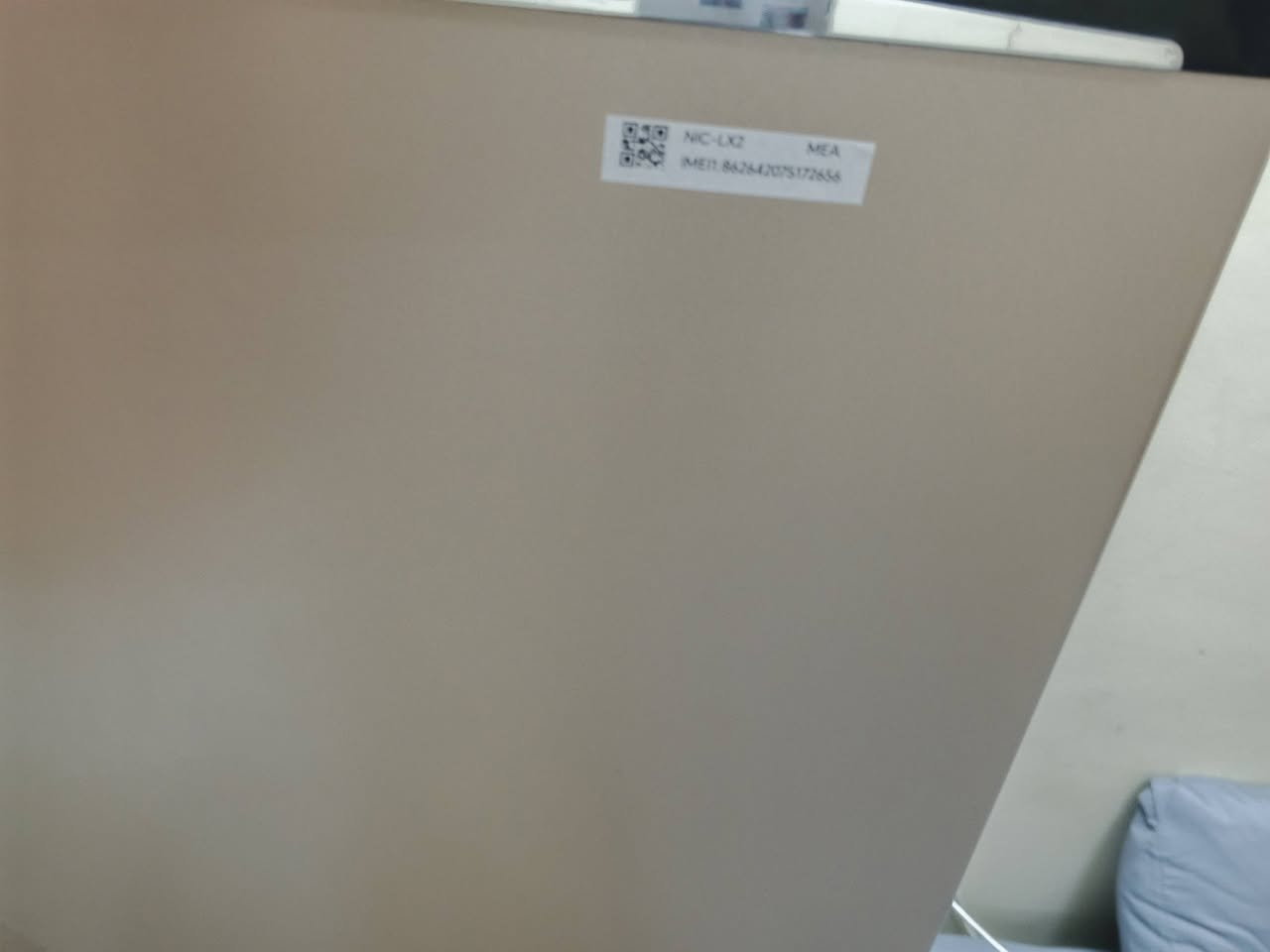 ثلاجة  جديده كلش جديده يعني صار سبوع من جبته  للبيع. مكاني بسمايه الثلاجة مال غرف بسمايه كلش حلوه وشي مرتب سعر 500 وبيه مجال الرقم *********** بي وتساب
